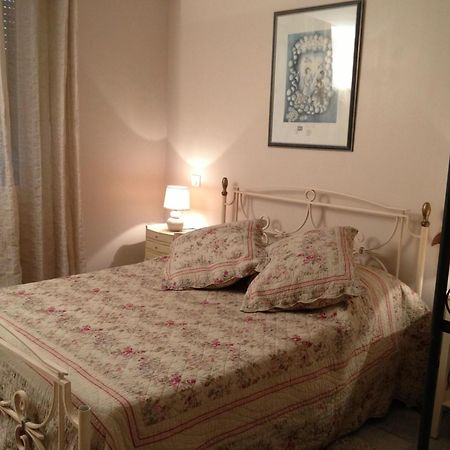 Les Locs De Marie Apartment Sainte-Maxime Ngoại thất bức ảnh