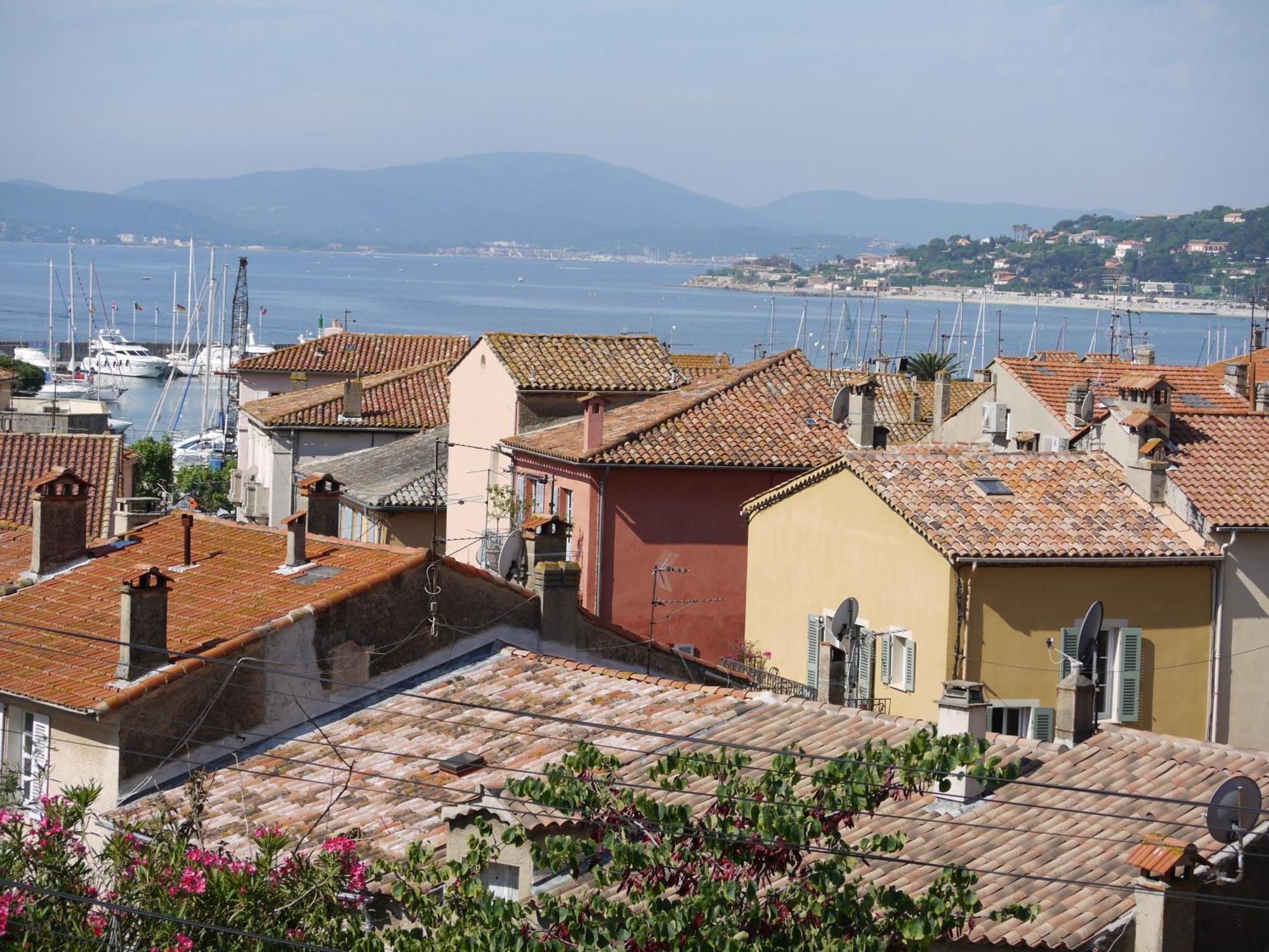 Les Locs De Marie Apartment Sainte-Maxime Ngoại thất bức ảnh